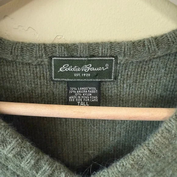 Eddie Bauer Green Lamb’s Wool & Angora Green Sweater - Picture 2 of 6